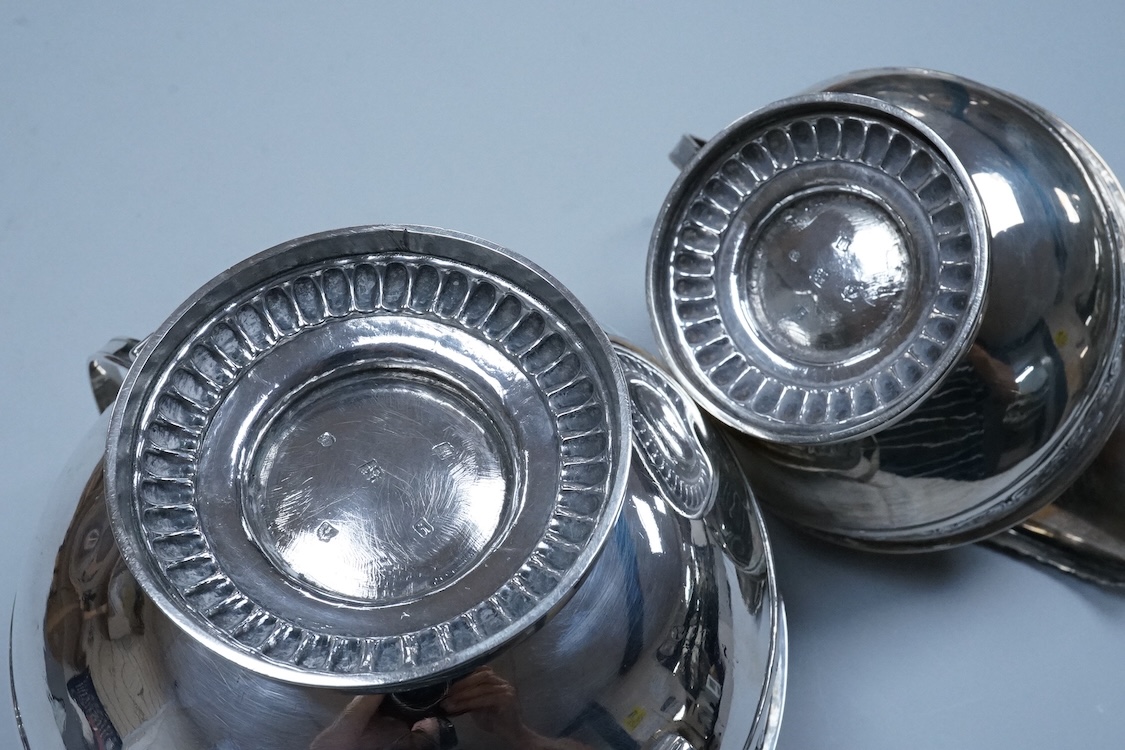 A George III Scottish silver two handled sugar bowl and matching cream jug, Robert Gray & Son, Edinburgh, 1814, sugar bowl height including handles, 11.5cm, 22.8oz.